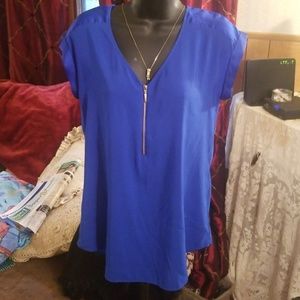 Beautiful blue Express top small